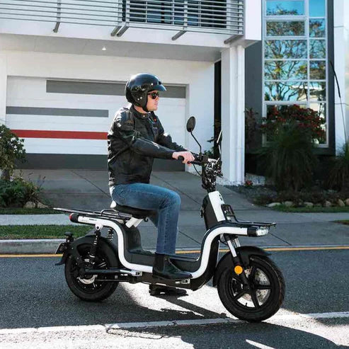 Benzina Zero Duo+ Electric Scooter