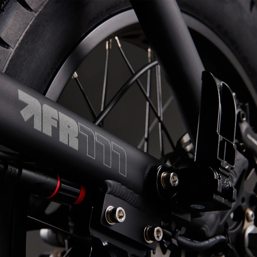 Flight Risk FR777 eBike 6 Months Free Service - SILVER