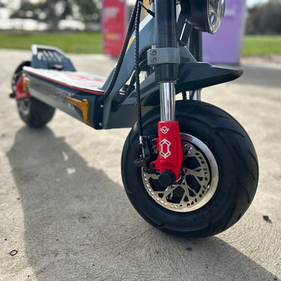 Veloz G5 Electric Scooter 200 Kilos Max Loading 240 Km Range 5000W peak Motor 12 Months Free Service