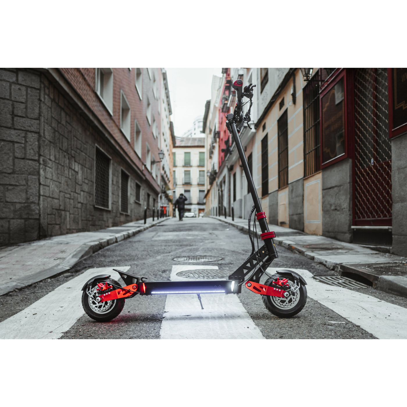 Electric Scooter VELOZ X10 PRO Dual Motor 2000W 65 KM/HR 18Ah/ 23Ah Battery 6 Months Free Service - EOzzie Electric Vehicles